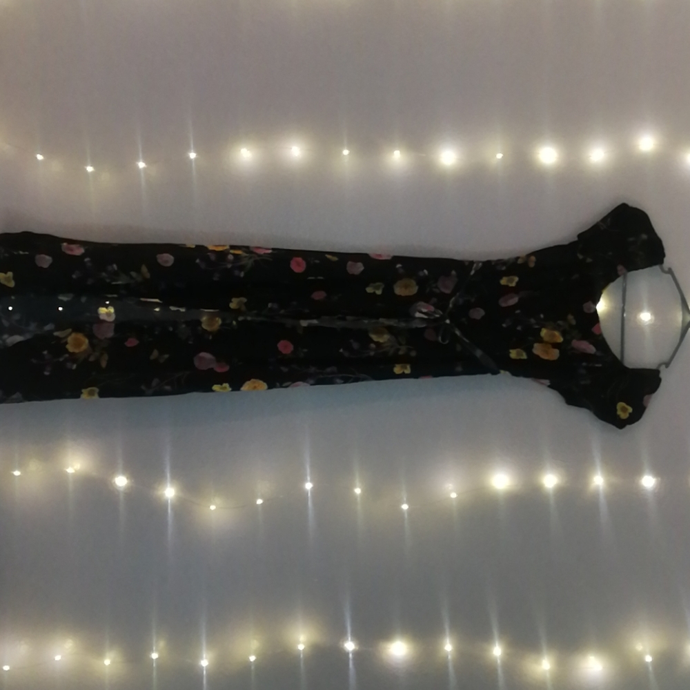 Off shoulder center slit floral dress